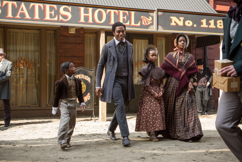 Chiwetel Ejiofor в фильме 12 лет рабства (12 Years a Slave)