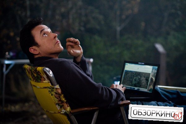 John Cusack в фильме 2012