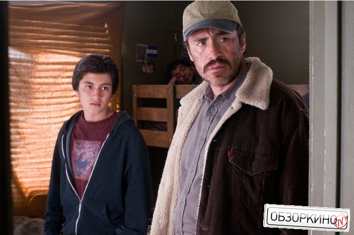 Demian Bichir и Jose Julian в фильме Лучшая жизнь (A Better Life)