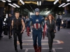 Chris Evans, Scarlett Johansson и Jeremy Renner в фильме Мстители (Avengers)