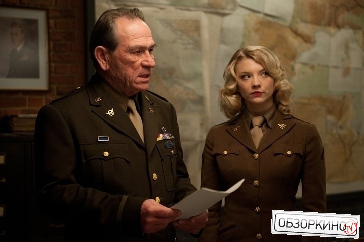 Tommy Lee Jones в фильме Первый мститель (Captain America First Avenger)