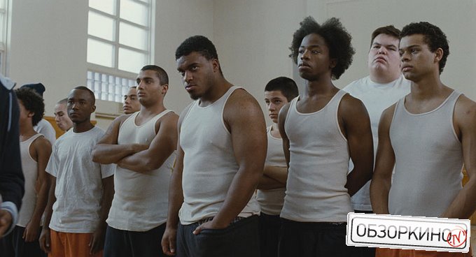 Сцена из фильма Загон для собак (Dog Pound)