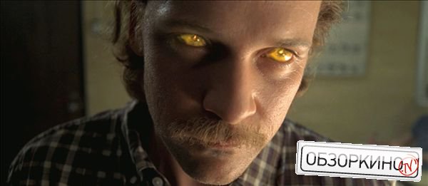 Peter Sarsgaard в фильме Зеленый фонарь (Green Lantern)
