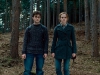 Daniel Radcliffe и Emma Watson в фильме Гарри Поттер и дары смерти. Часть 1 (Harry Potter And The Deathly Hallows Part 1)