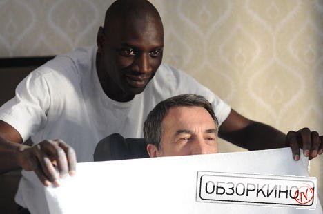 Francois Cluzet и Omar Sy в фильме 1+1 (Intouchables)