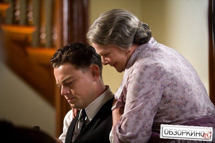 Judi Dench и Leonardo Dicaprio в фильме Дж. Эдгар (J Edgar)