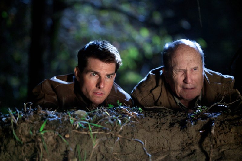 Tom Cruise и Robert Duvall в фильме Джек Ричер (Jack Reacher)