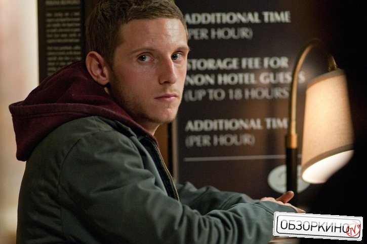 Jamie Bell в фильме На грани (Man on a Ledge)