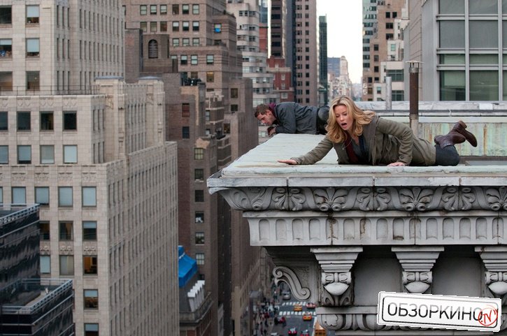 Elizabeth Banks в фильме На грани (Man on a Ledge)