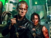 Ben Foster и Antje Traue в фильме Пандорум (Pandorum)