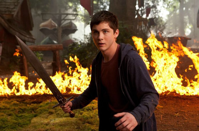 Logan Lerman в фильме Перси Джексон и море чудовищ (Percy Jackson Sea of Monsters)