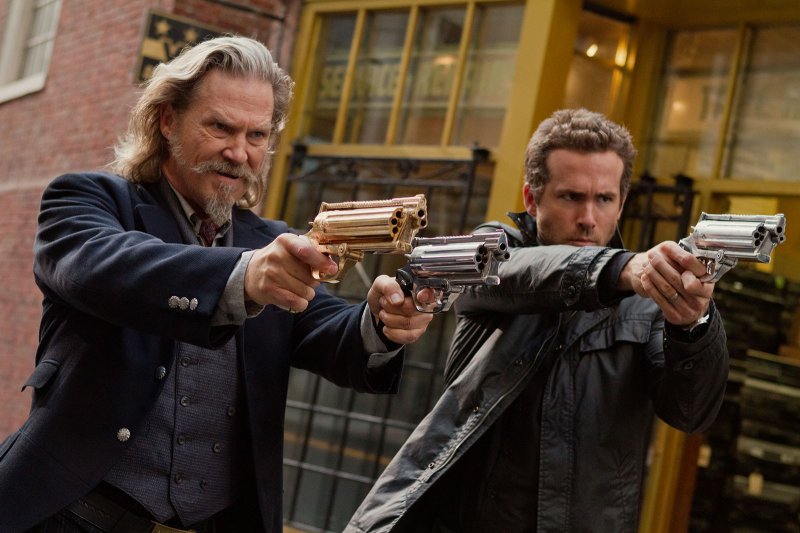 Jeff Bridges и Ryan Reynolds в фильме Призрачный патруль (RIPD)