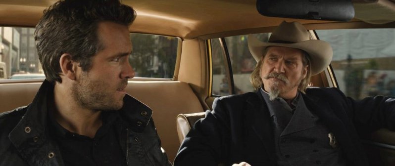 Jeff Bridges и Ryan Reynolds в фильме Призрачный патруль (RIPD)