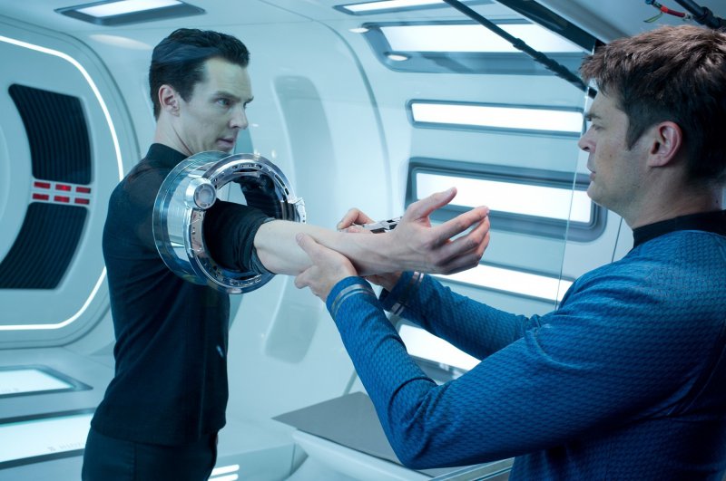 Benedict Cumberbatch в фильме Стартрек возмездие (Star Trek Into Darkness)