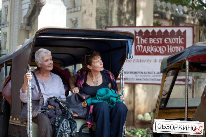 Judi Dench и Penelope Wilton в фильме Отель Мэриголд лучший из экзотических (The Best Exotic Marigold Hotel)