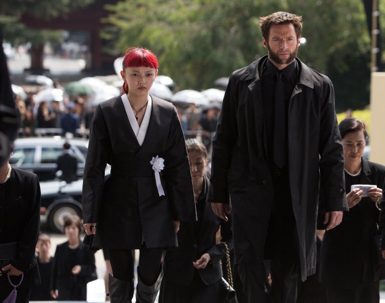 Rila Fukushima и Hugh Jackman в фильме Росомаха бессмертный (The Wolverine)