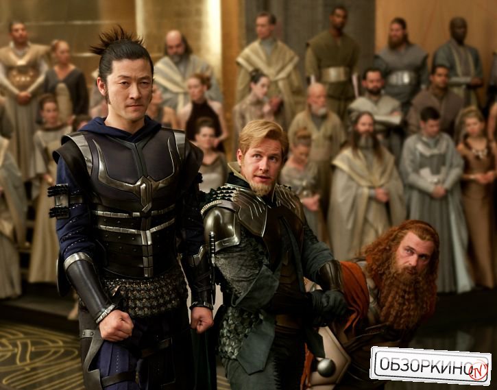 Tadanobu Asano, Ray Stevenson и Josh Dallas в фильме Тор (Thor)