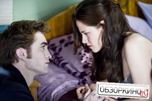 Robert Pattinson и Kristen Stewart в фильме Сумерки. Новолуние (Twilight New Moon)