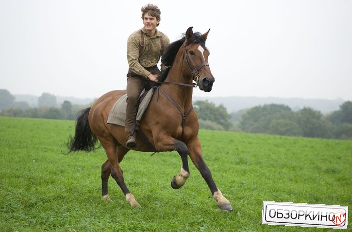 Jeremy Irvine в фильме Боевой конь (War Horse)