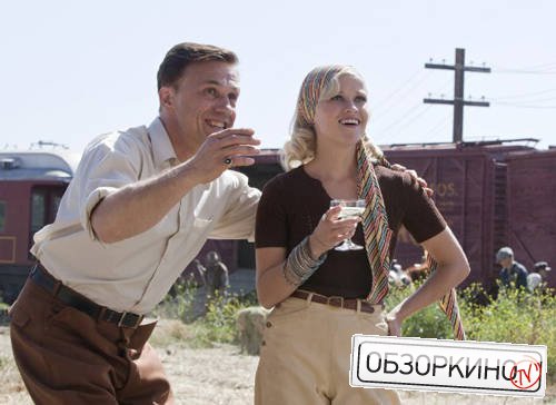 Christoph Waltz и Reese Witherspoon в фильме Воды слонам (Water for Elephants)