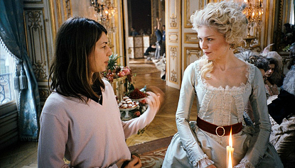 София Коппола (Sofia Coppola) и Кирстен Данст (Kirsten Dunst) на съемочной площадке фильма "Роковое искушение" (The Beguiled)